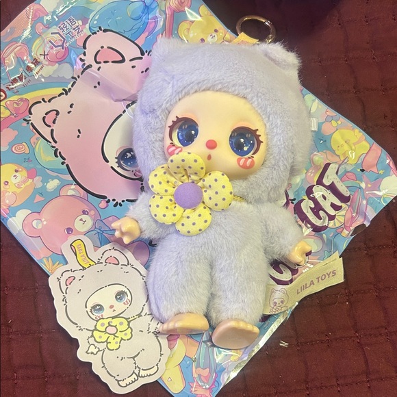 Plush Cat! Purple! Super cute for a gift! - Picture 1 of 6